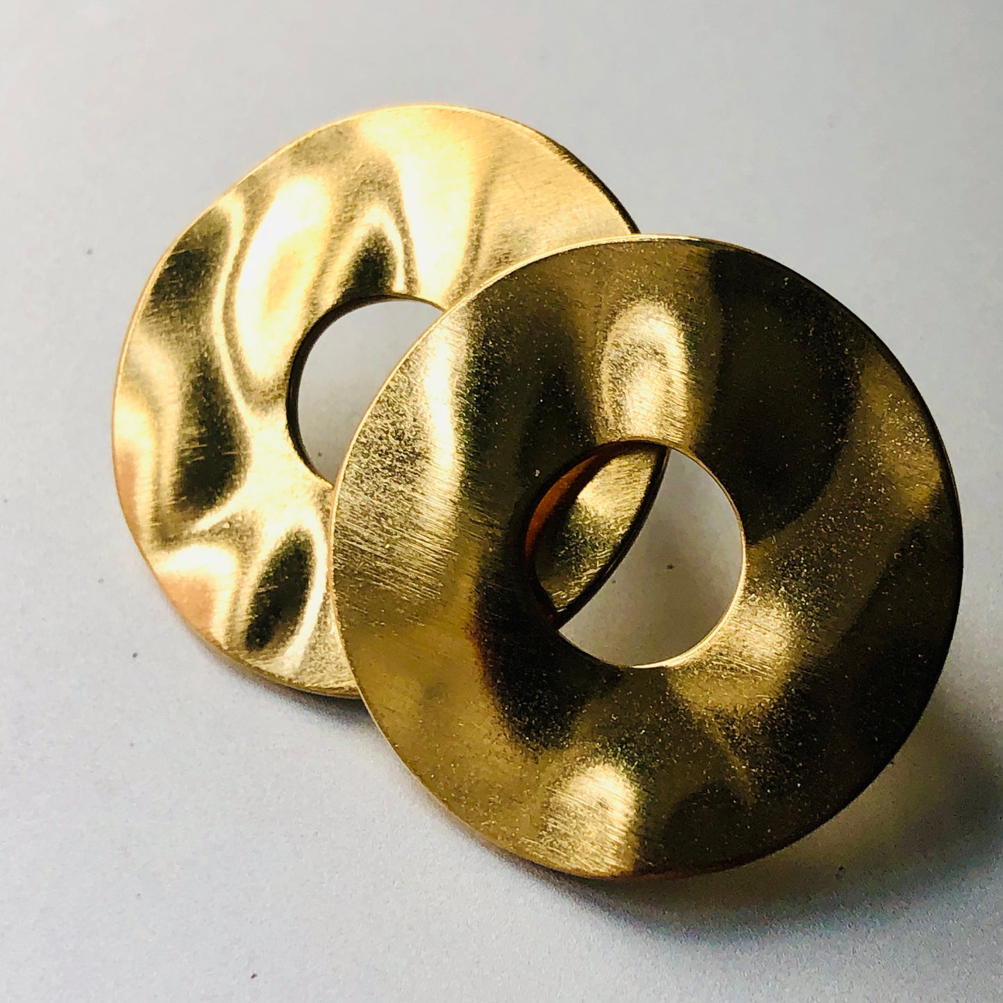 Aurora Disc Studs