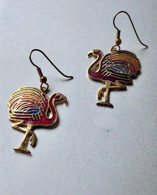 Flamingo Burlesque Red – rote Cloisonné-Ohrringe