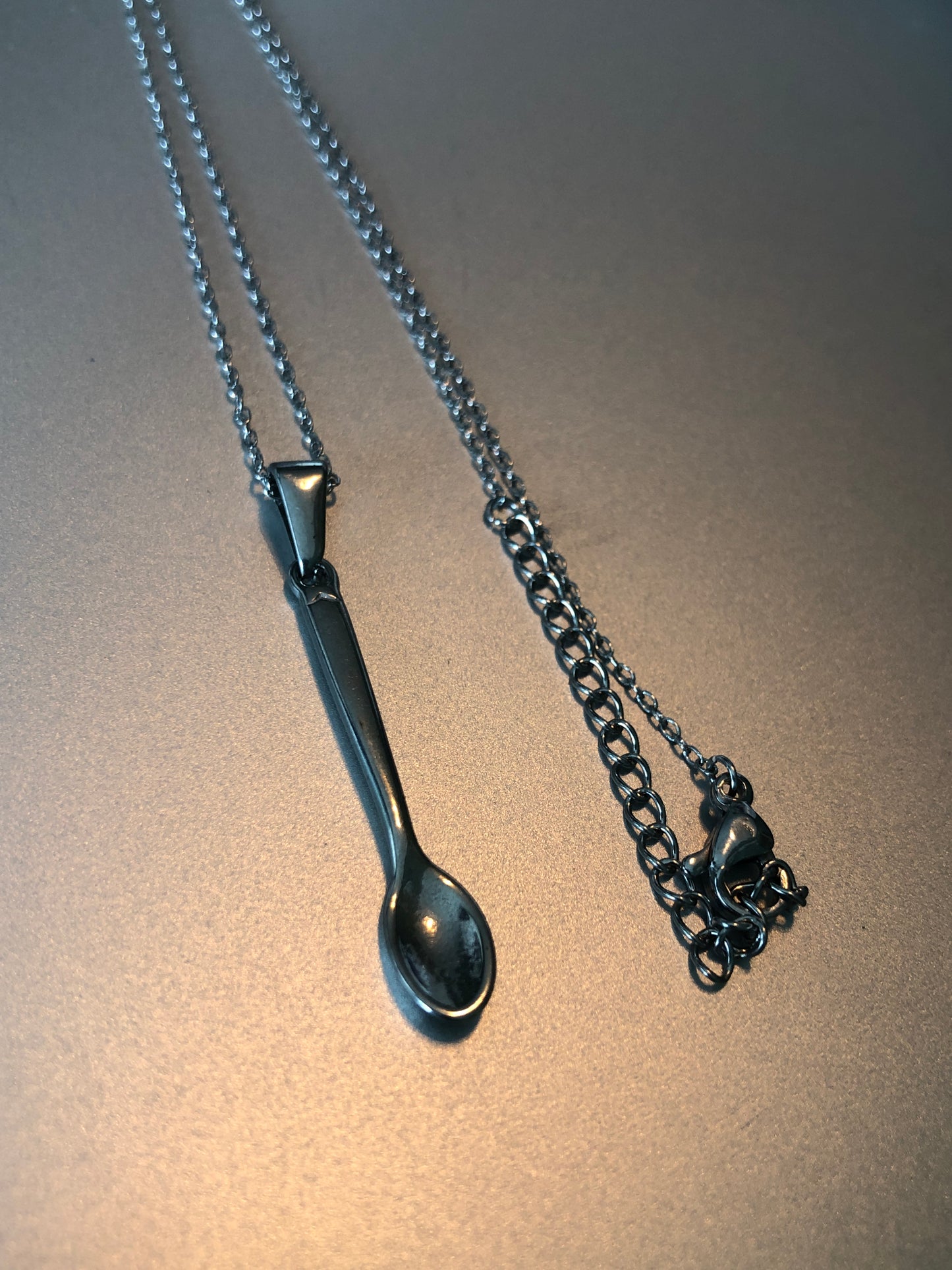 A - Cuillère Noir Atelier