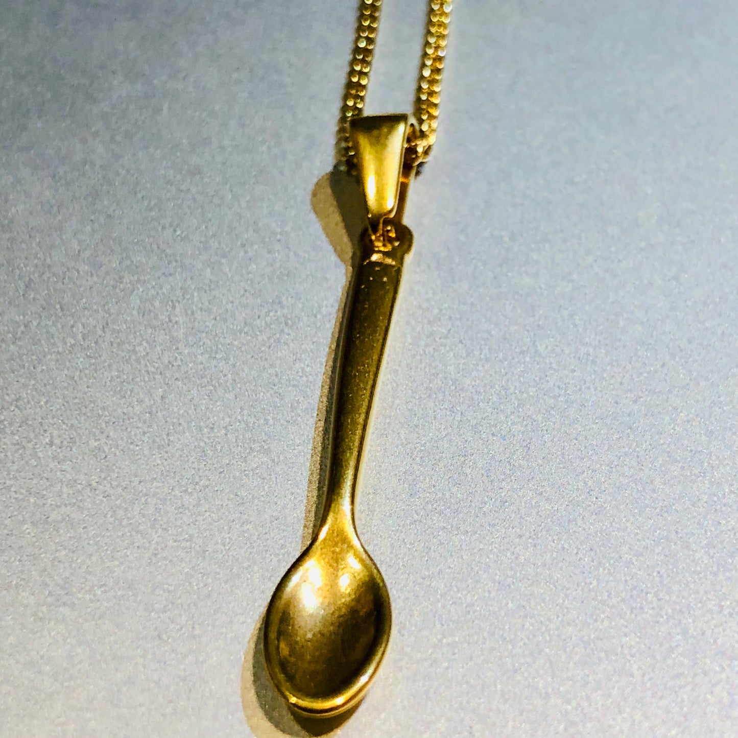 A - Cuillère Dorée Atelier