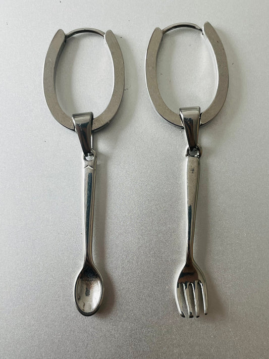 A - Luxe Cutlery Hoops