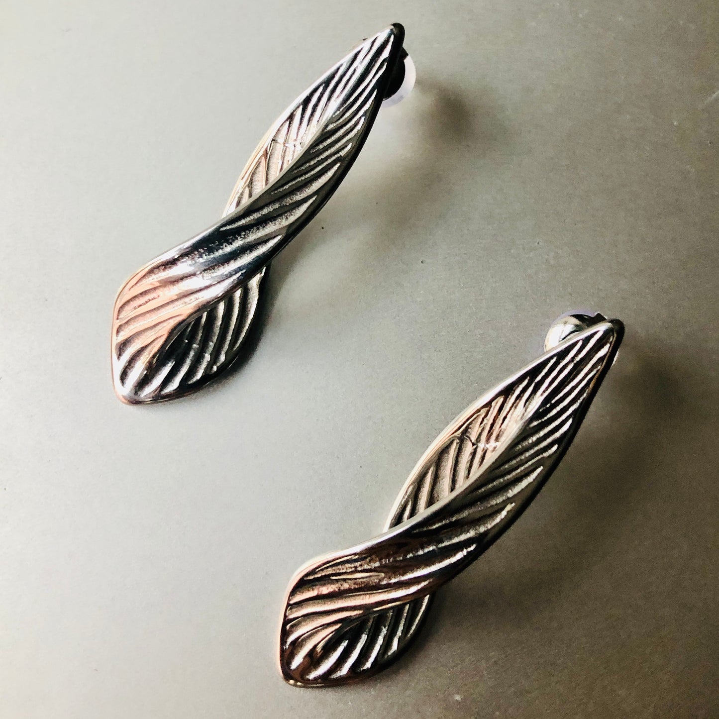 Twist Leaves