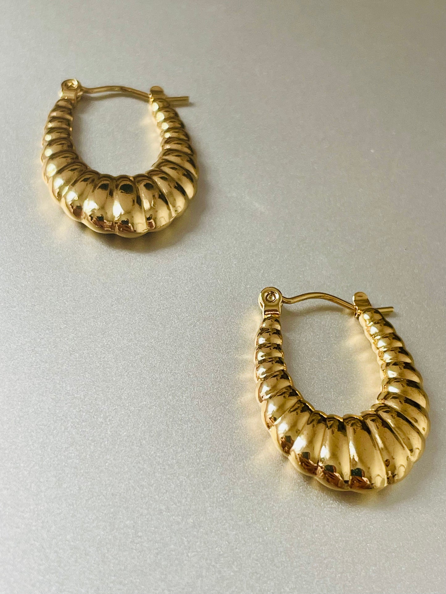 Shell Drop Hoops