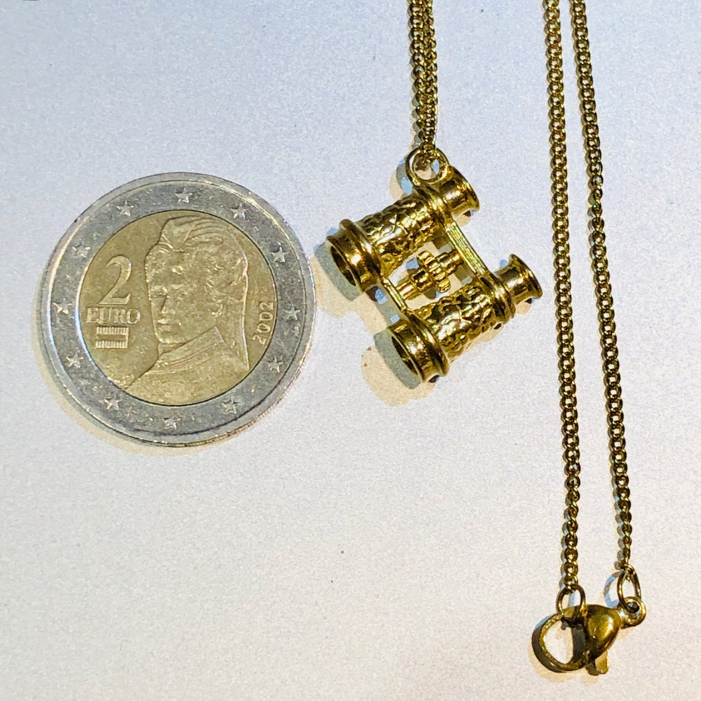 Noir Voyeur Necklace